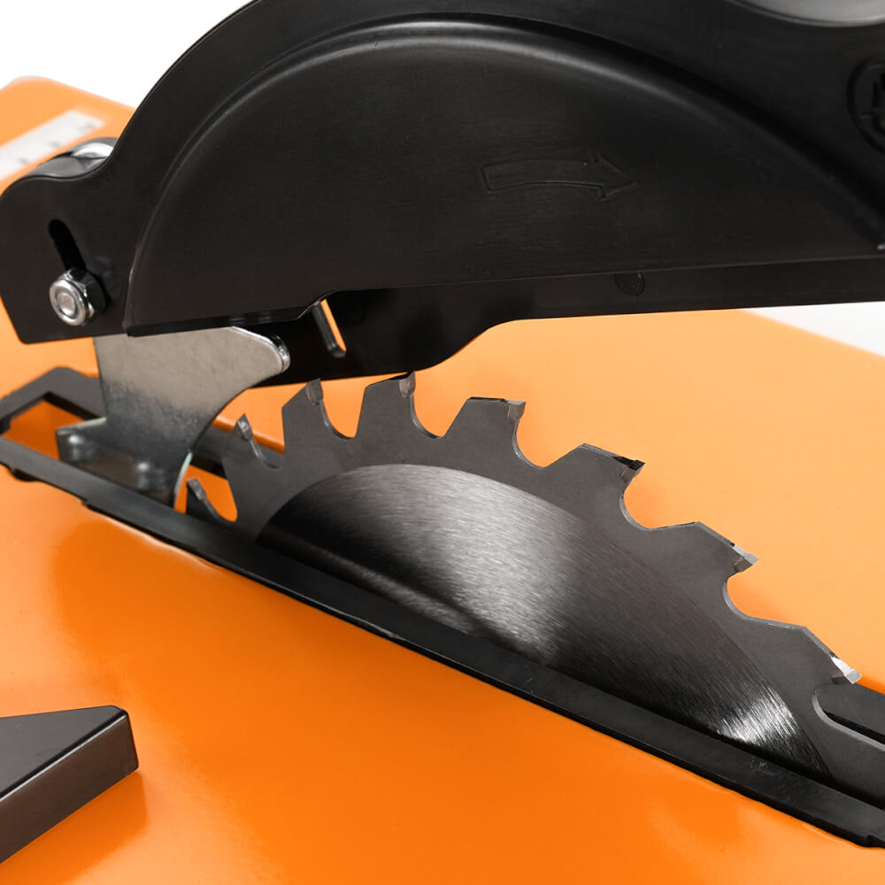 โต๊ะเลื่อยวงเดือน InnTech รุ่น TS-1600 8 นิ้ว 1,600 วัตต์